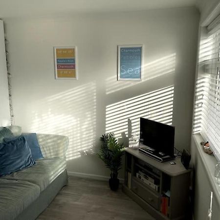 Self-Catering Studio In Beautiful צ'רמות' מראה חיצוני תמונה