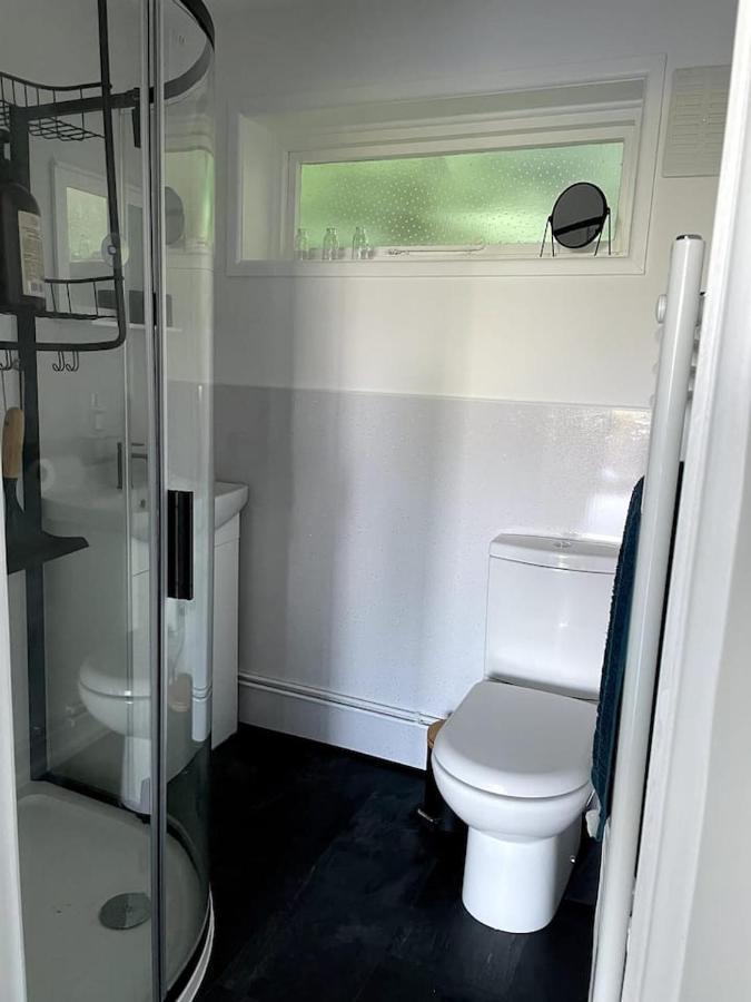 Self-Catering Studio In Beautiful צ'רמות' מראה חיצוני תמונה